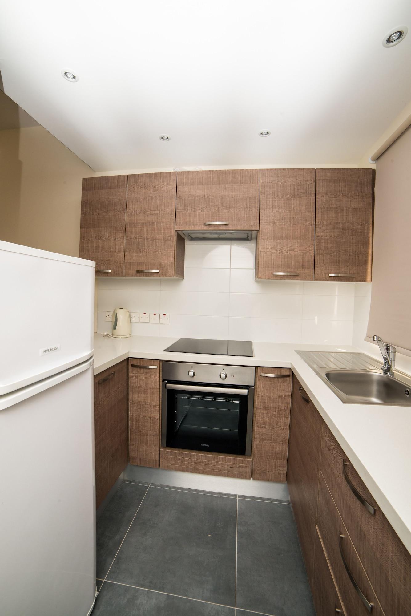 Helios 2 Apartment Paphos Exterior photo