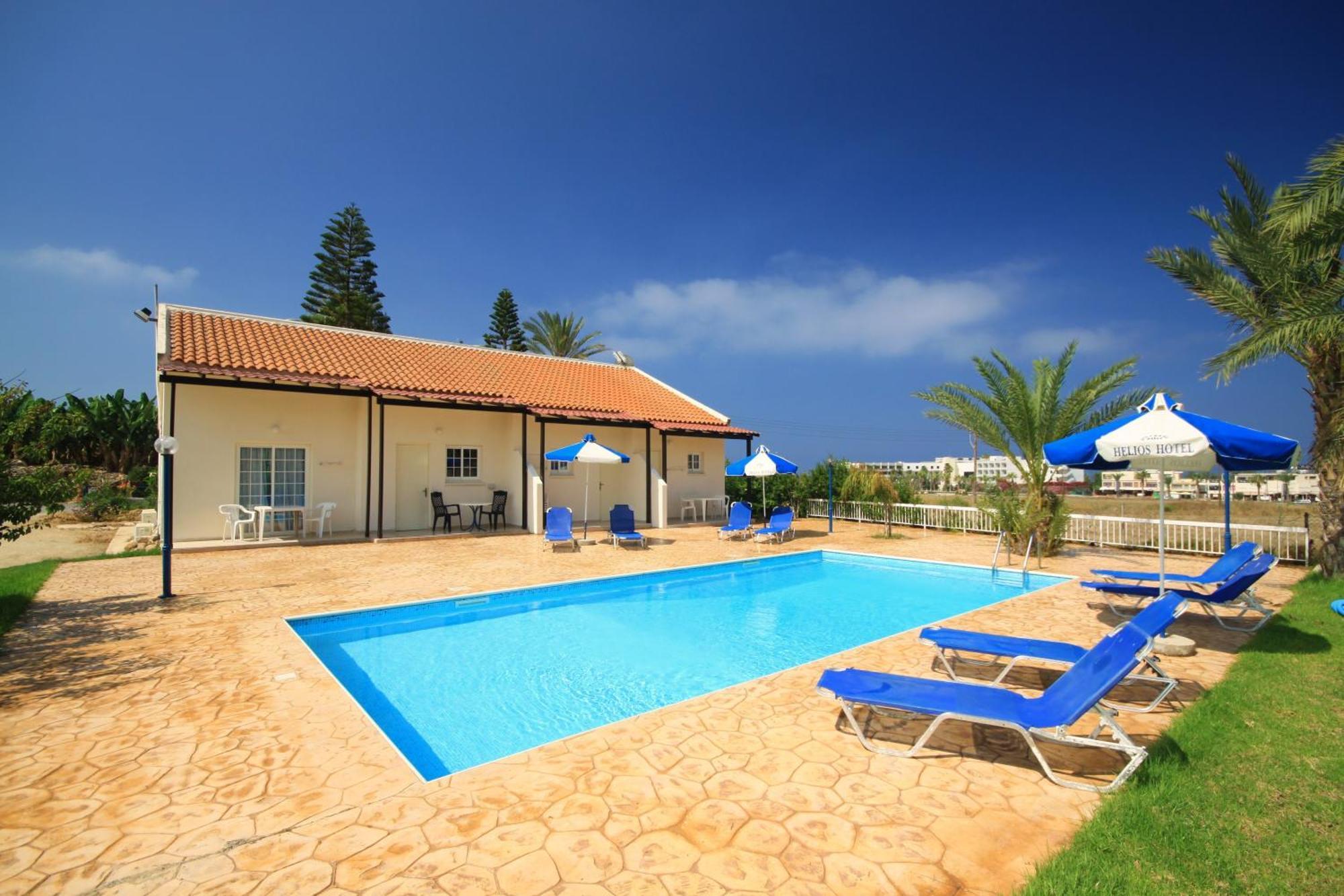 Helios 2 Apartment Paphos Exterior photo