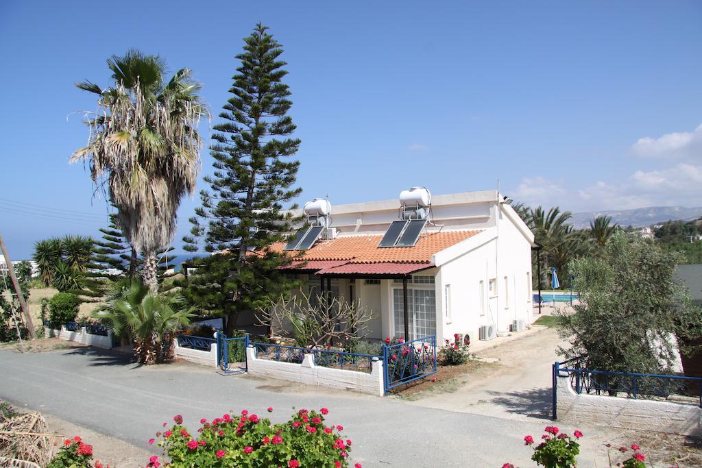 Helios 2 Apartment Paphos Exterior photo